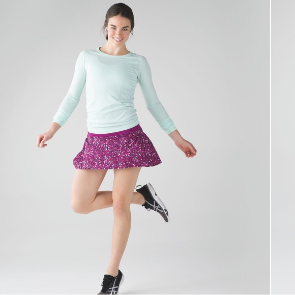 Lululemon Time To Shine Skirt in Paradise Camo Multi / Regal Plum 8 - Picture 3 of 11